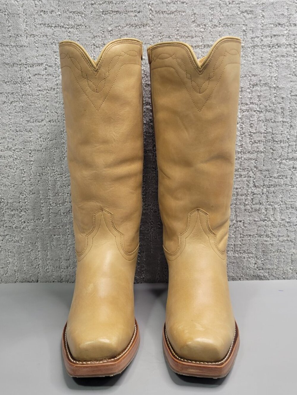 Tecovas The Charlie Women's Size US 8B Camel Cowhide Cowgirl Boots.